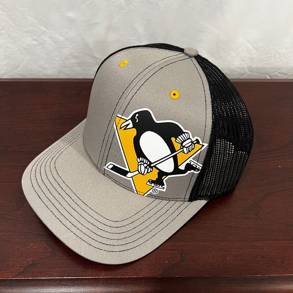 Pittsburgh Penguins Other - NWOT Pittsburgh Penguins / Coors Light Cap